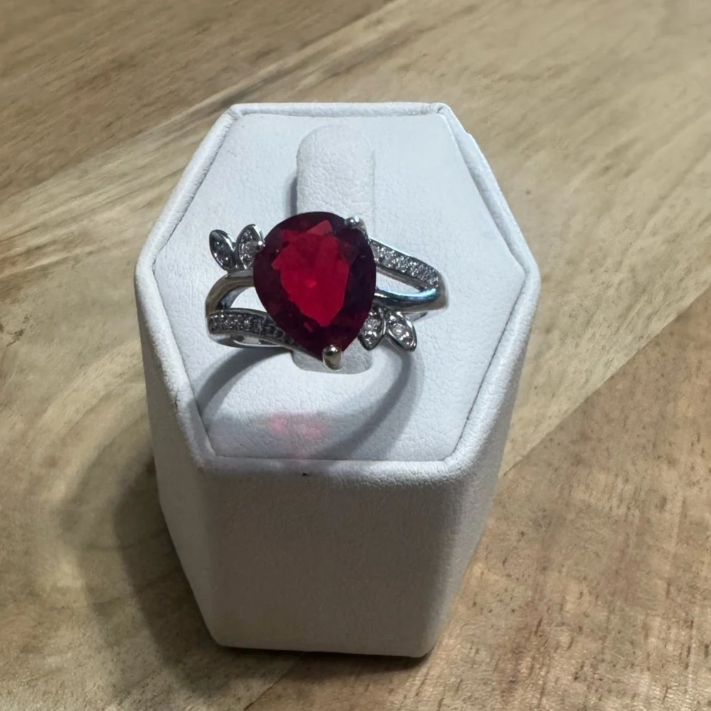 LASTACT WEDDING RING SIZE 6